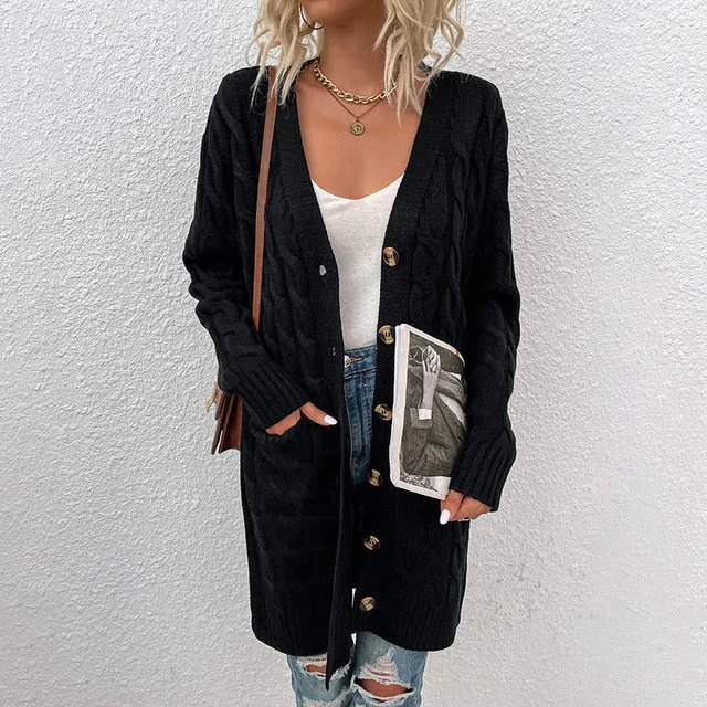 Autri Cardigan | Warm lang gestrickte Jacke mit Knöpfen und Taschen für Damen