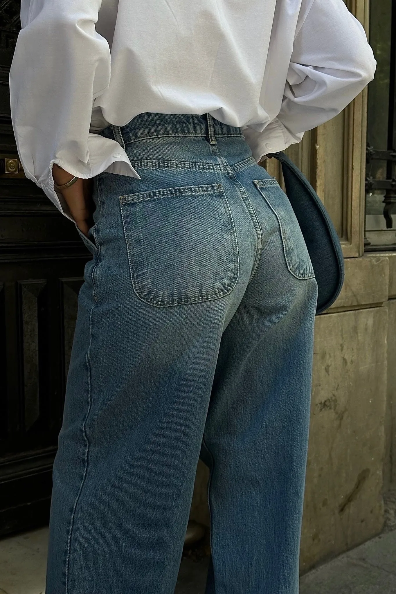 Classic Blue Barrel Jeans