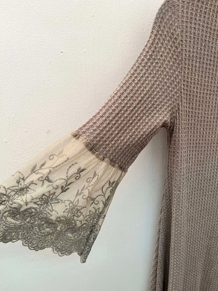 Dress - En/Kay Taupe with frilled mesh 3/4 sleeves