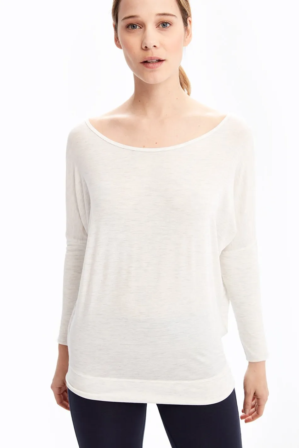 ELISIA MODAL TOP