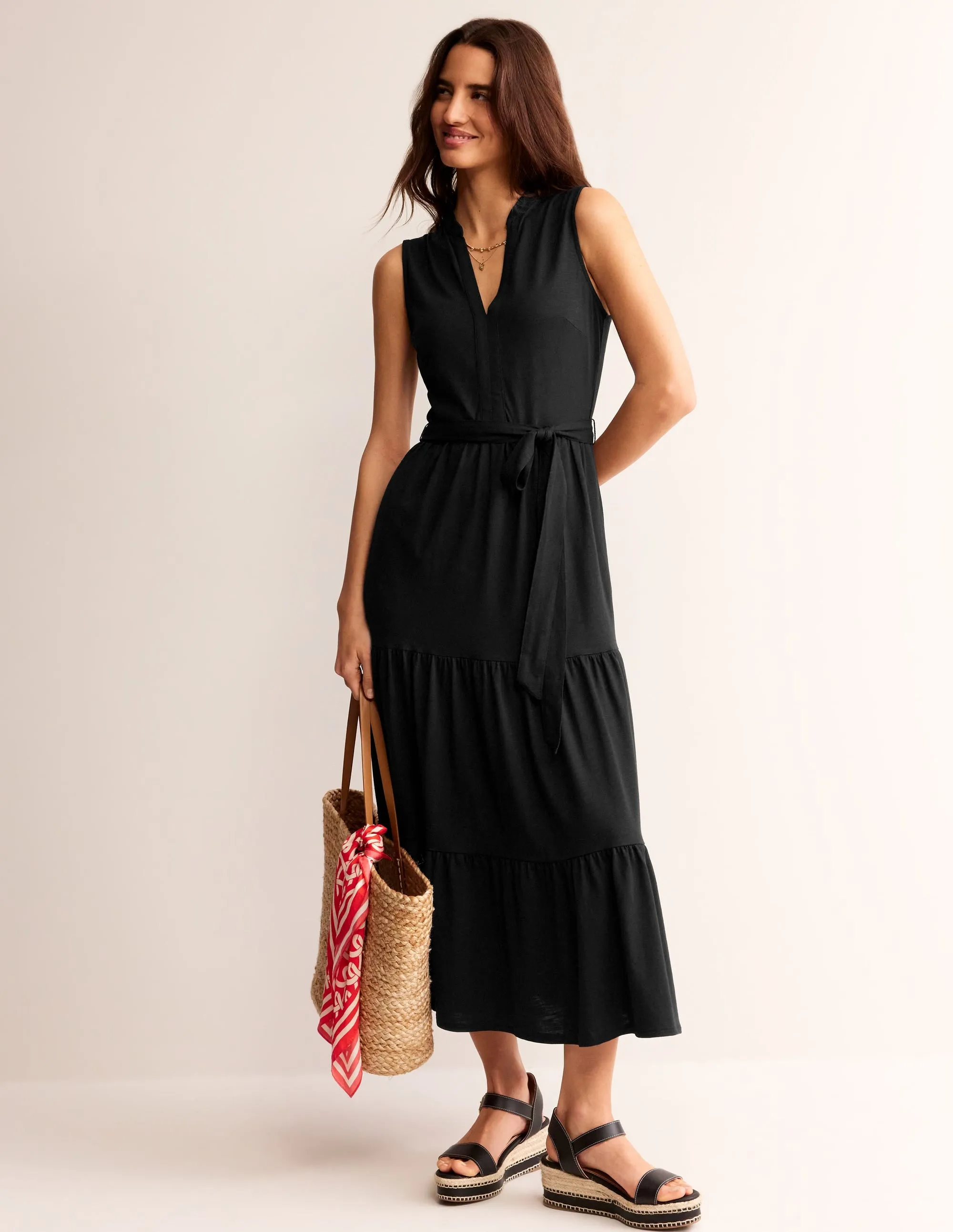 Naomi Notch Collar Maxi Dress-Black
