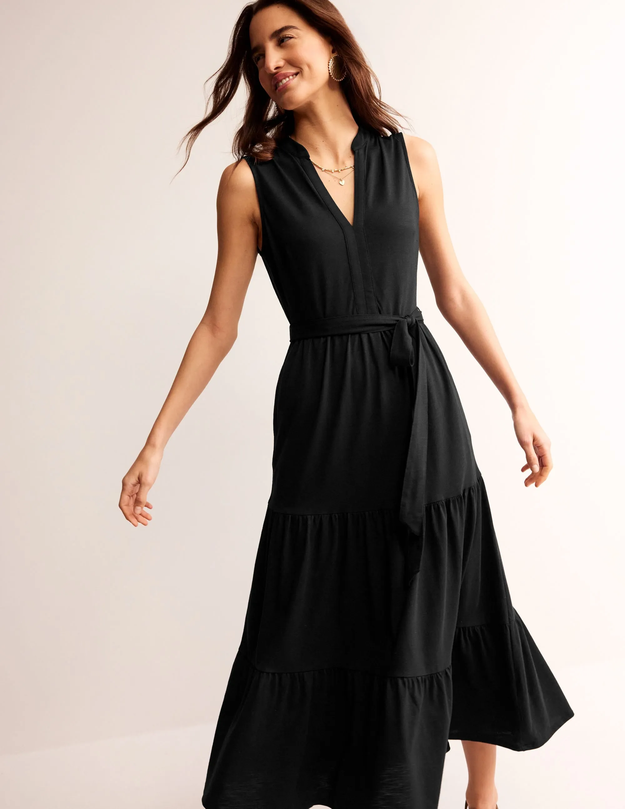 Naomi Notch Collar Maxi Dress-Black