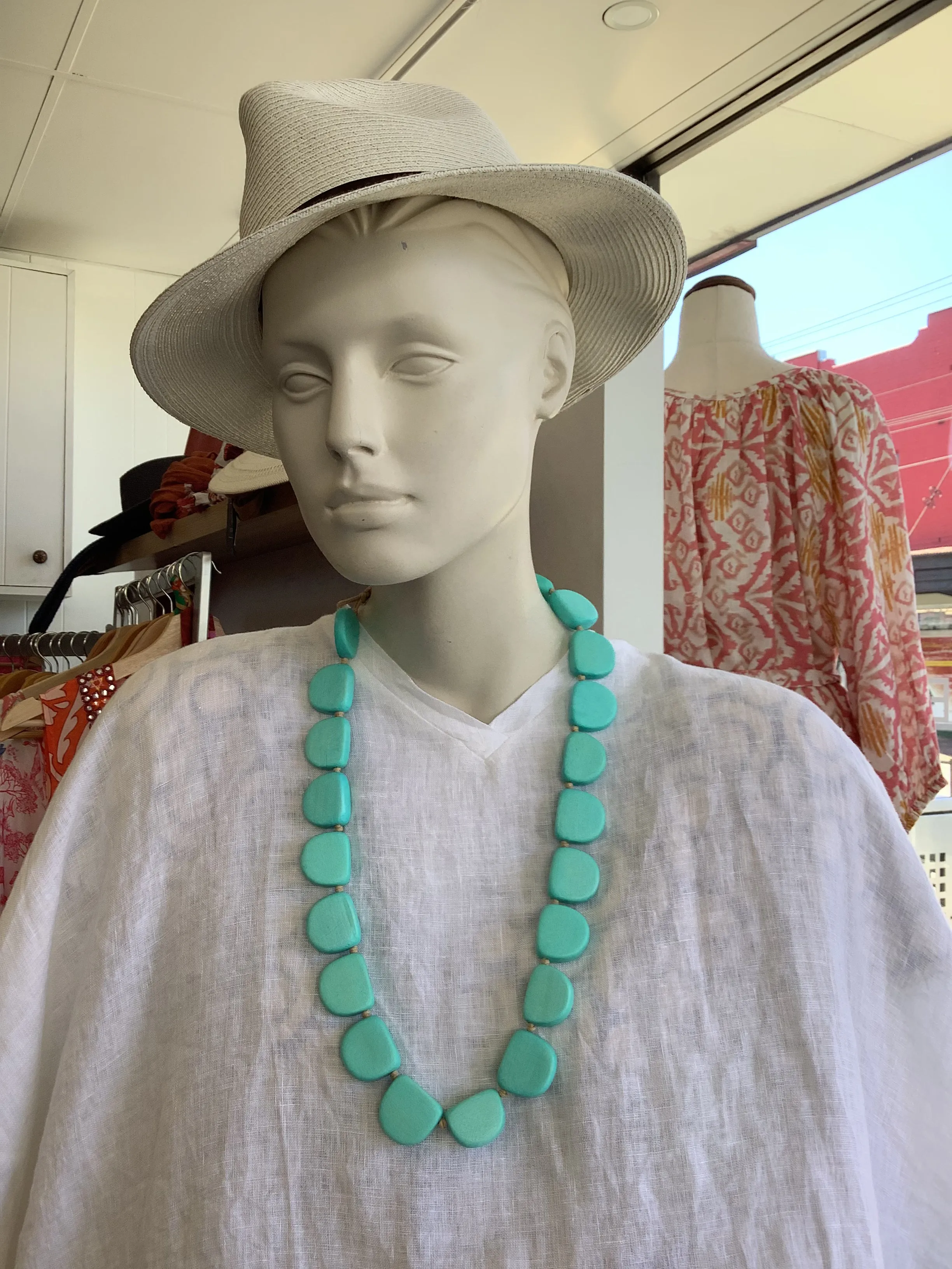 Sandy Necklace - Stone / Black / Aqua