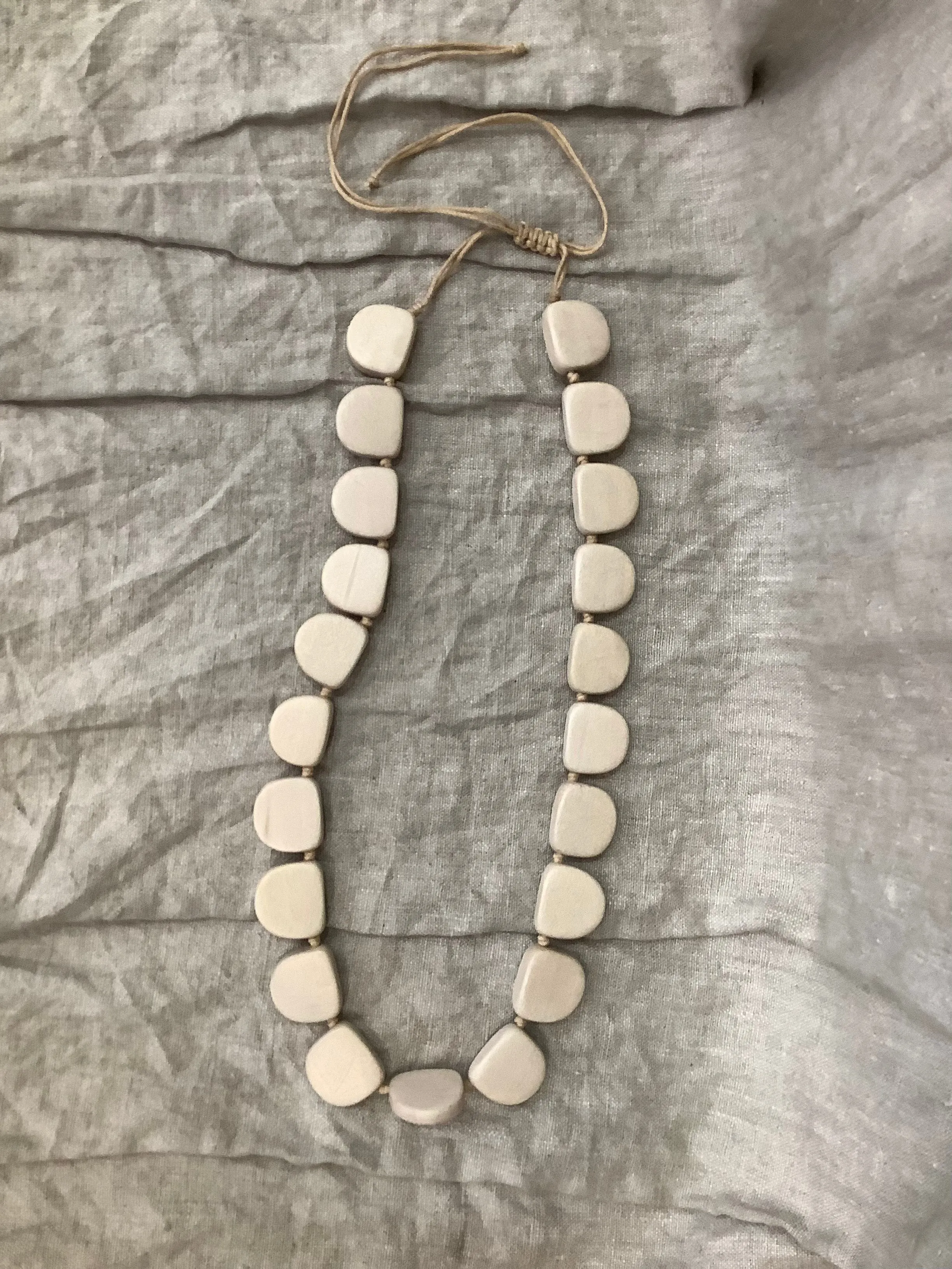Sandy Necklace - Stone / Black / Aqua