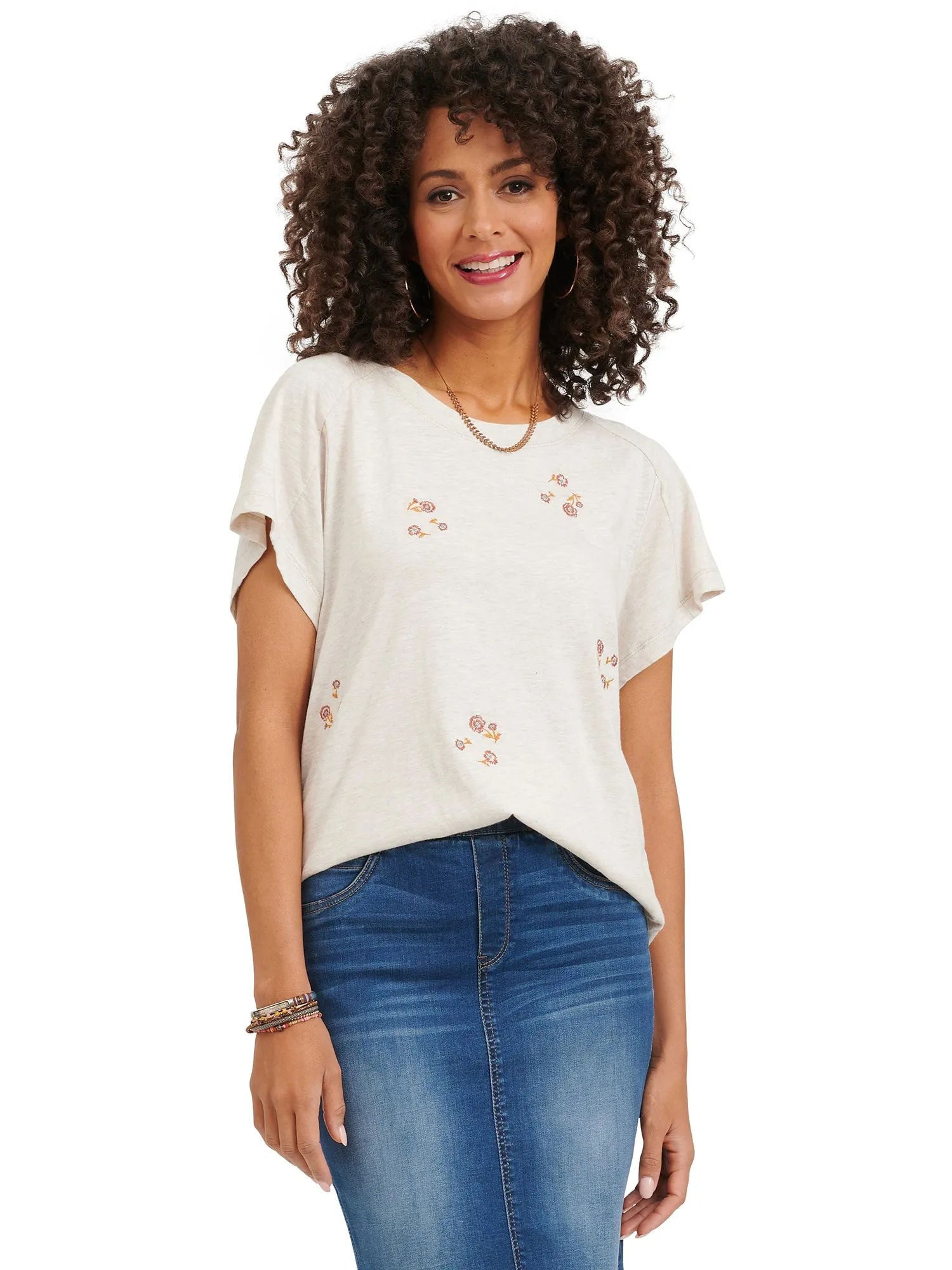 Short Sleeve Scoop Neck Embroidered Fruit Knit Boyfriend Tee