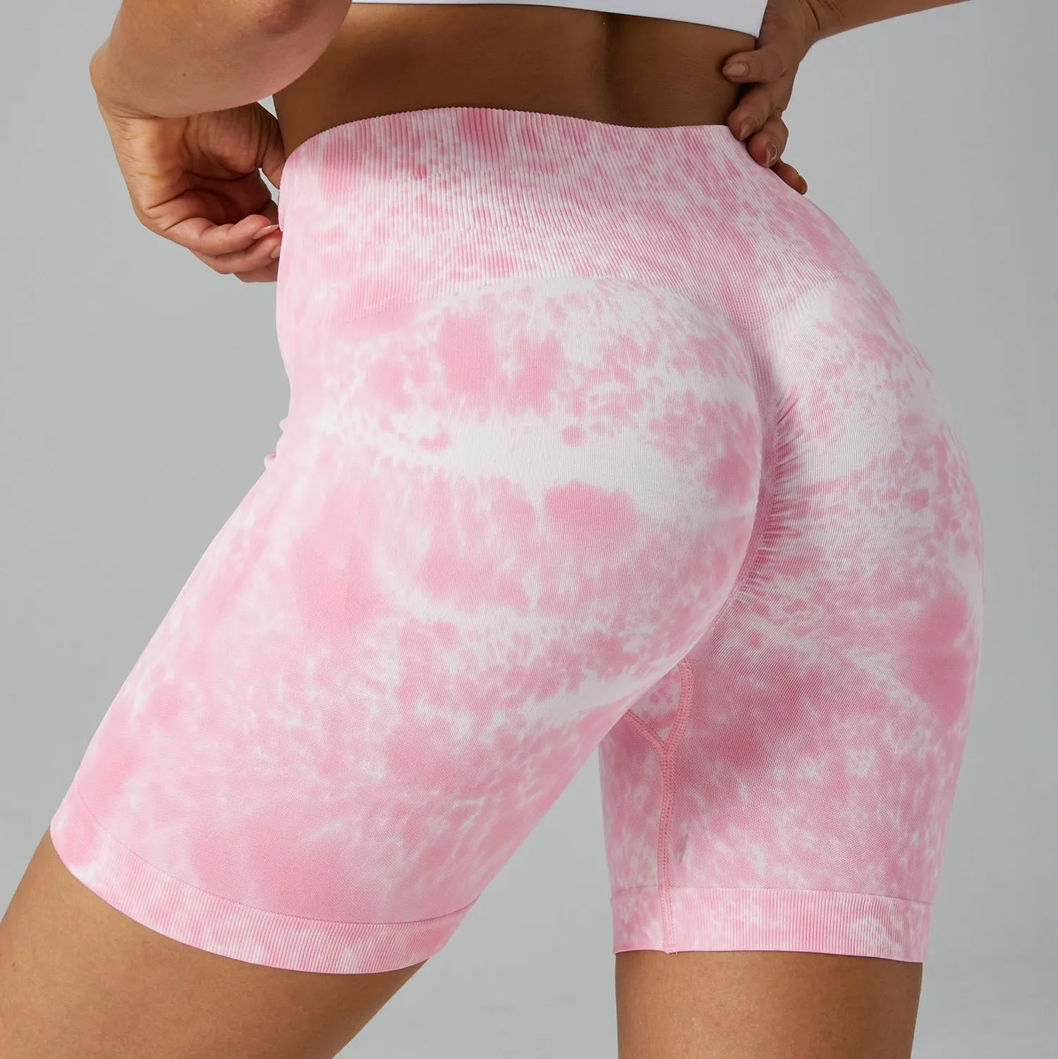 TikTok  Leggings Women's high-waisted skinny spilled dye fitness shorts Stretch hip lift yoga pants seamless breathable three-point sweatpants