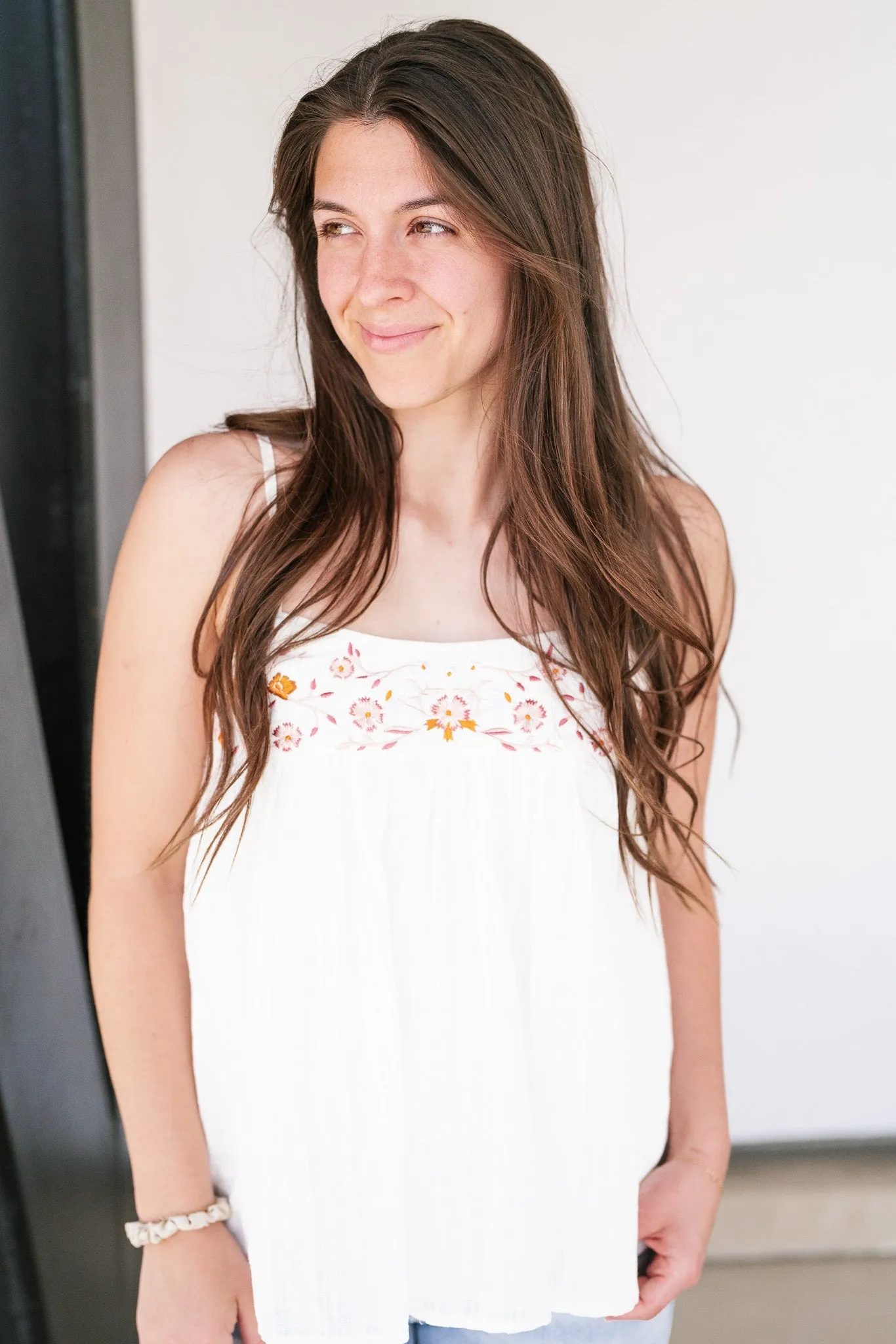 Top Pick Floral Embroidery Tank Top