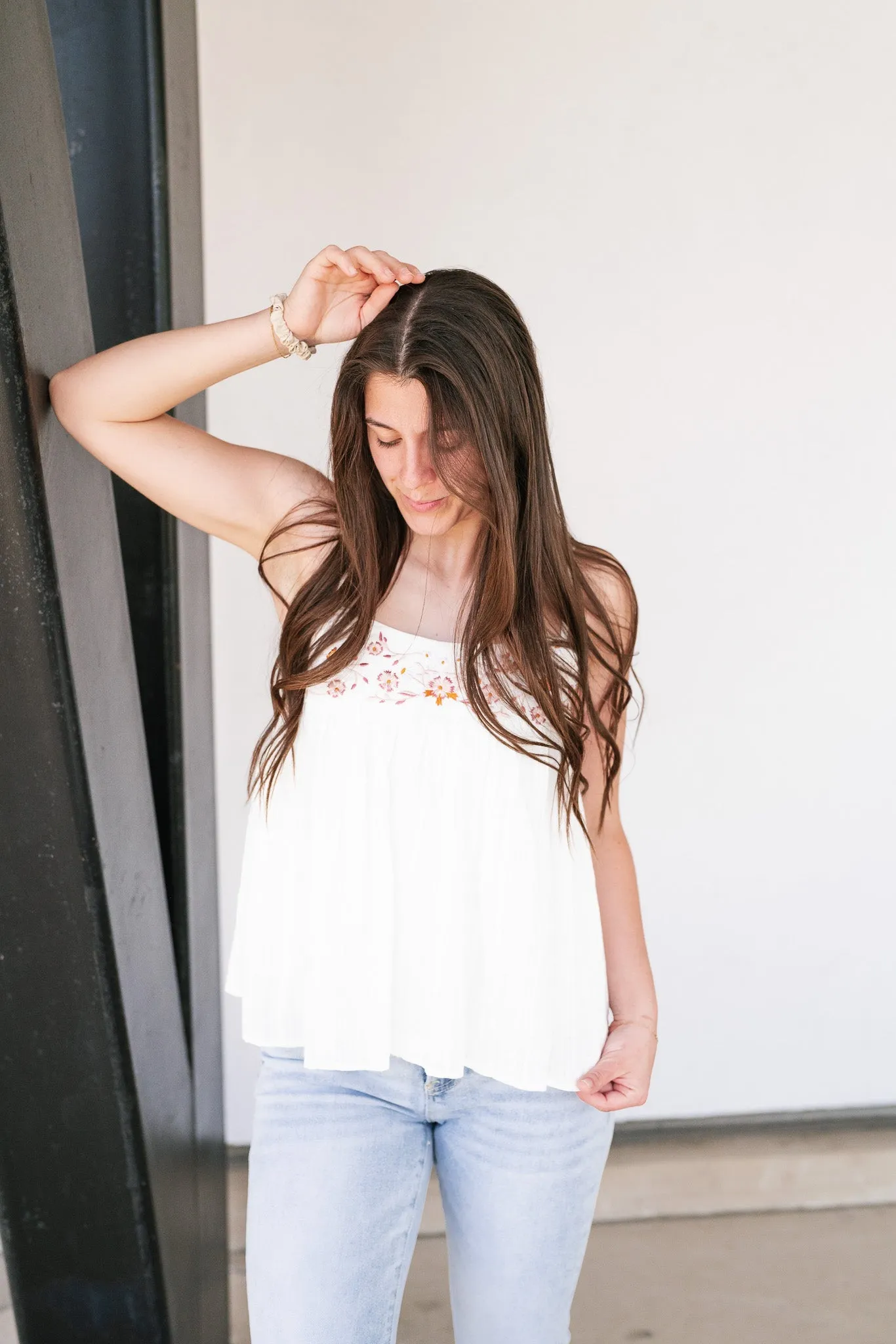 Top Pick Floral Embroidery Tank Top